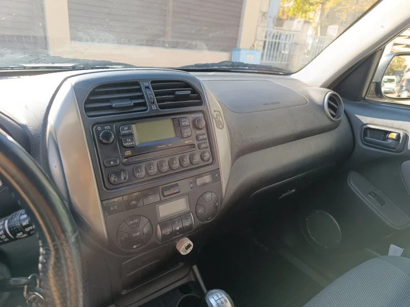 Toyota Rav4, снимка 5 - Автомобили и джипове - 47997670