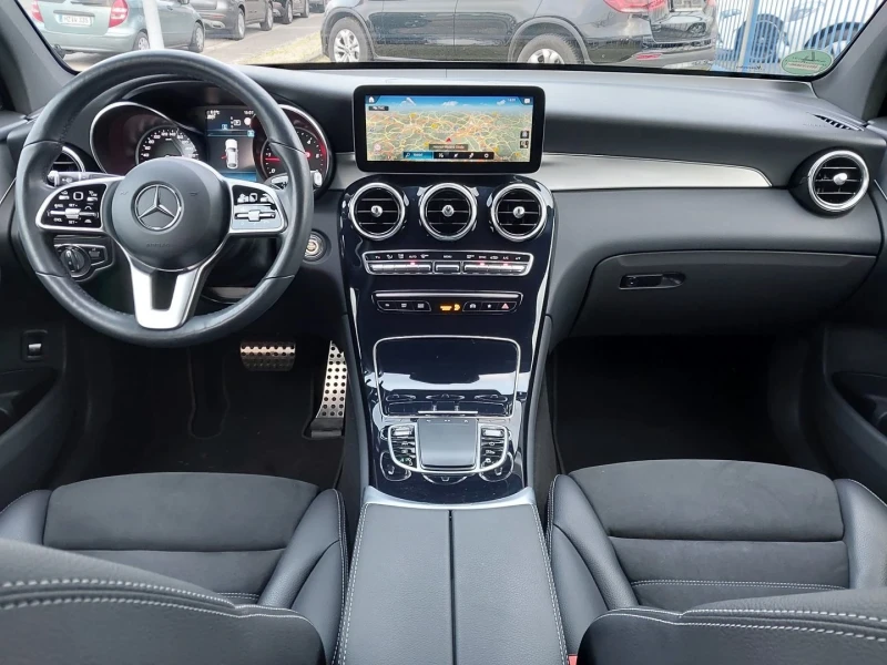 Mercedes-Benz GLC 220 Coupe AMG LINE 4MATIC , снимка 10 - Автомобили и джипове - 49127253