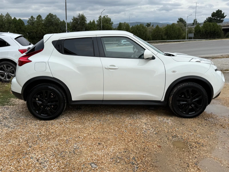 Nissan Juke 1.6 , снимка 8 - Автомобили и джипове - 51980310