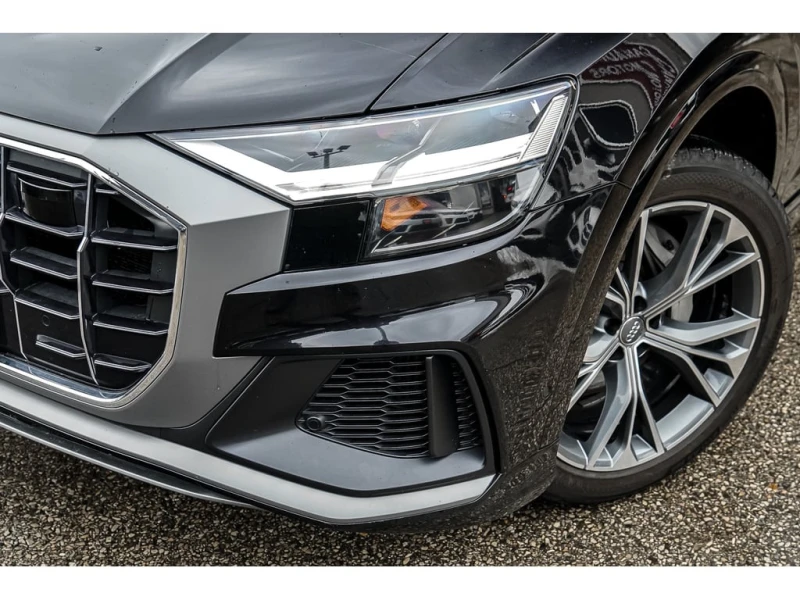 Audi Q8 * PROGRESSIV * S LINE QUATTRO * CARFAX* , снимка 4 - Автомобили и джипове - 52898718