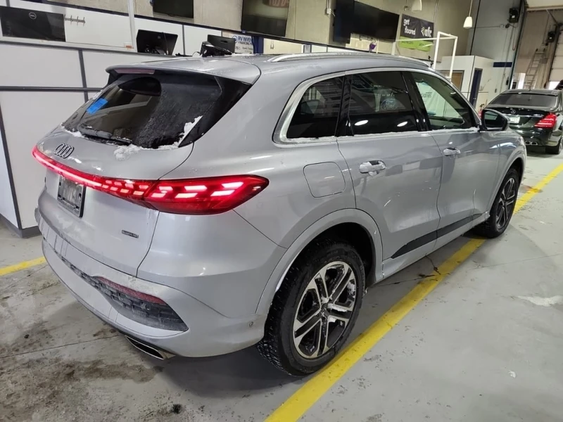 Audi Q5 * PROGRESSIV * CARFAX * ЦЕНА ДО БЪЛГАРИЯ, снимка 3 - Автомобили и джипове - 53100793