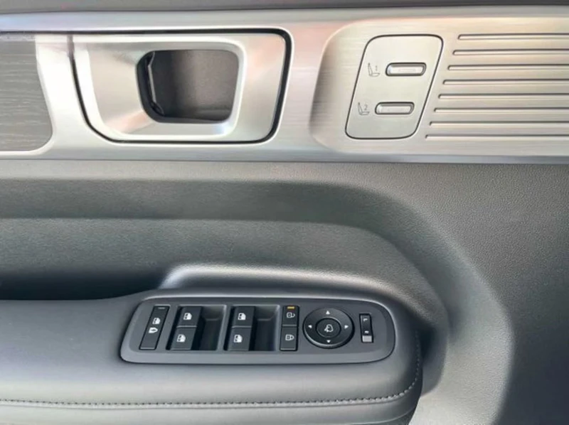 Hyundai Santa fe 1.6PHEV* 253HP* SIGNATURE* ПАНО* BOSE* ГАРАНЦИЯ, снимка 7 - Автомобили и джипове - 53112198