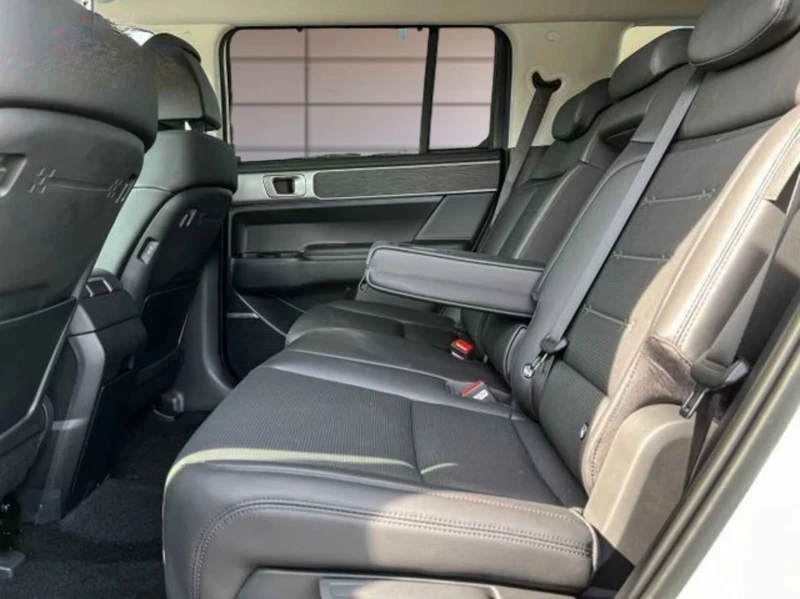 Hyundai Santa fe 1.6PHEV* 253HP* SIGNATURE* ПАНО* BOSE* ГАРАНЦИЯ, снимка 13 - Автомобили и джипове - 53112198