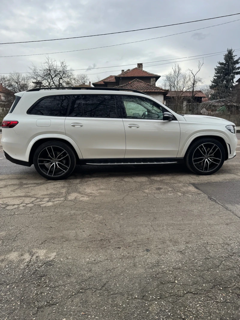 Mercedes-Benz GLS580 Готов Лизинг 4MATIC Луксозен SUV от най-висок кла, снимка 8 - Автомобили и джипове - 53467455