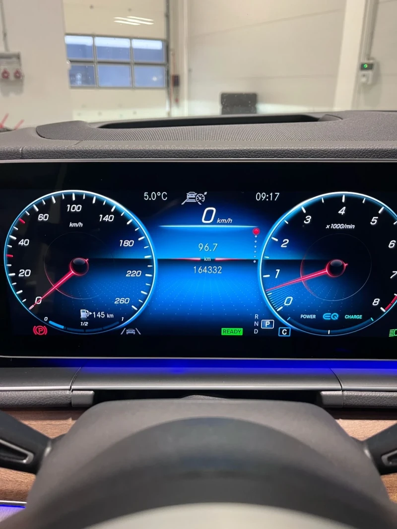 Mercedes-Benz GLS580 4MATIC   FULL EXTRAS Луксозен SUV от най-висок кла, снимка 11 - Автомобили и джипове - 53223058