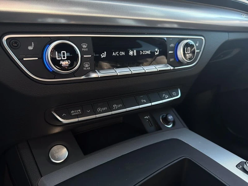 Audi Q5 Premium Plus* S Line* АвтоКредит* (ЦЕНА ДО БГ), снимка 11 - Автомобили и джипове - 53250709