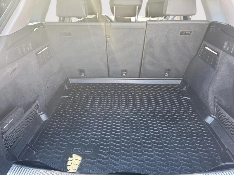 Audi Q5 Premium Plus* S Line* АвтоКредит* (ЦЕНА ДО БГ), снимка 5 - Автомобили и джипове - 53250709