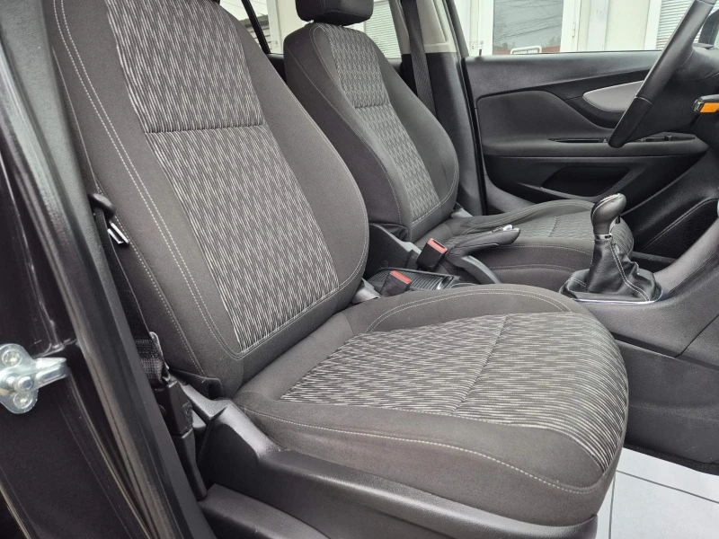 Opel Mokka 1.7CDTI-190000км-, снимка 12 - Автомобили и джипове - 53270094