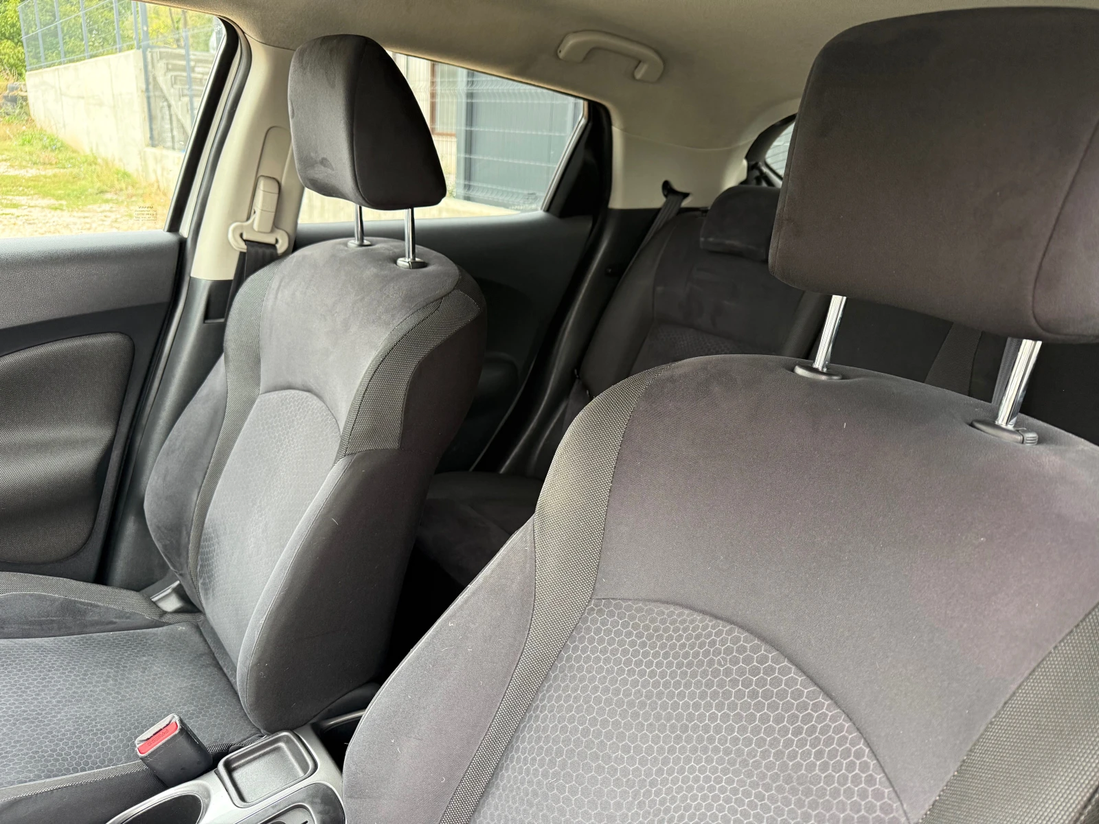 Nissan Juke 1.6  - изображение 10