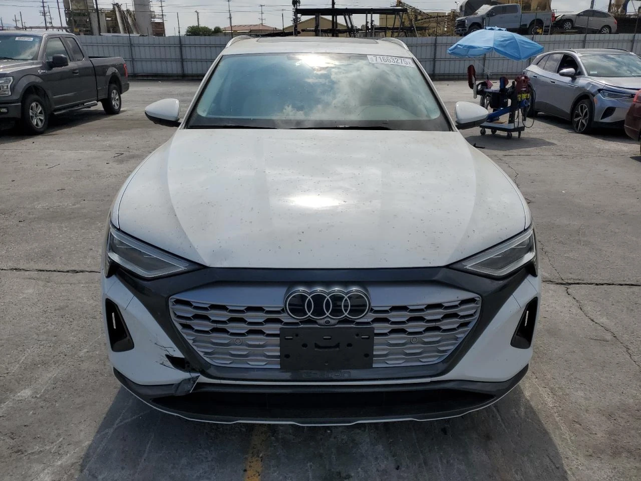 Audi Q8 E-TRON PREMIUM PLUS | Mobile.bg   1