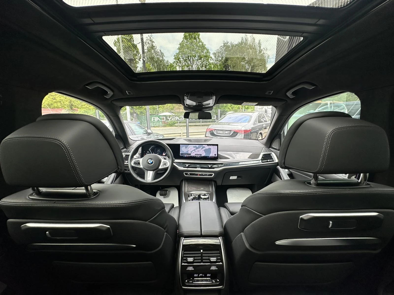 BMW X7 x Drive 40d / 6+ 1 /M PAKET/ PANO / CAMERA 360 / , снимка 13 - Автомобили и джипове - 52755401