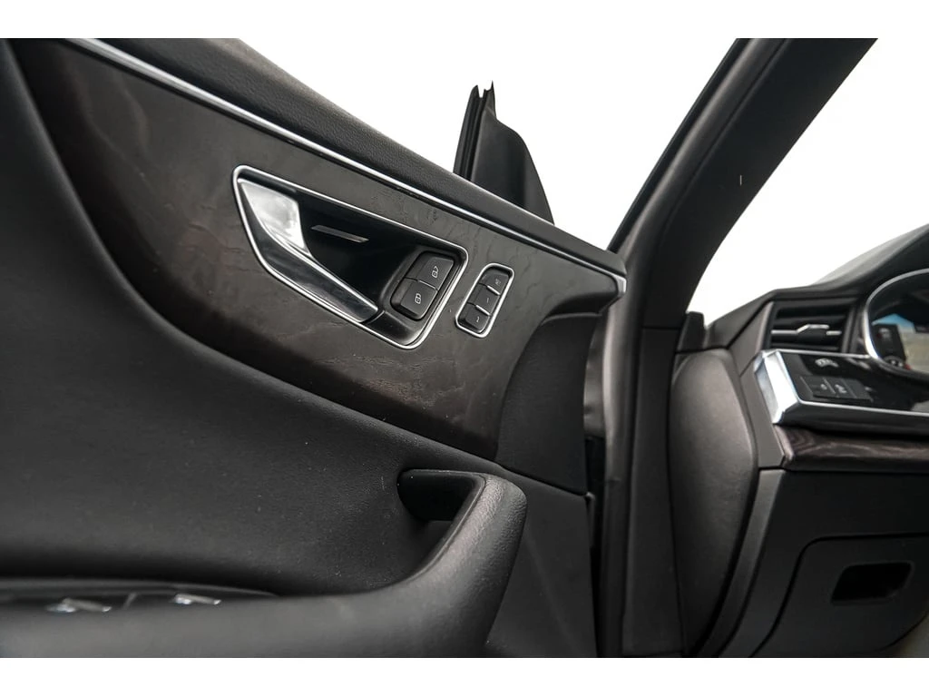 Audi Q8 * PROGRESSIV * S LINE QUATTRO * CARFAX*  | Mobile.bg � ����������� 14