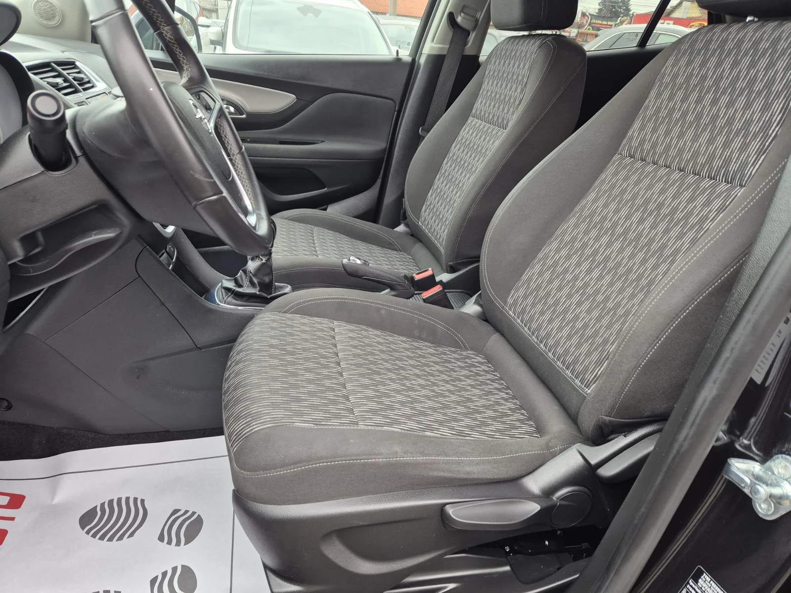 Opel Mokka 1.7CDTI-190000км- - изображение 7