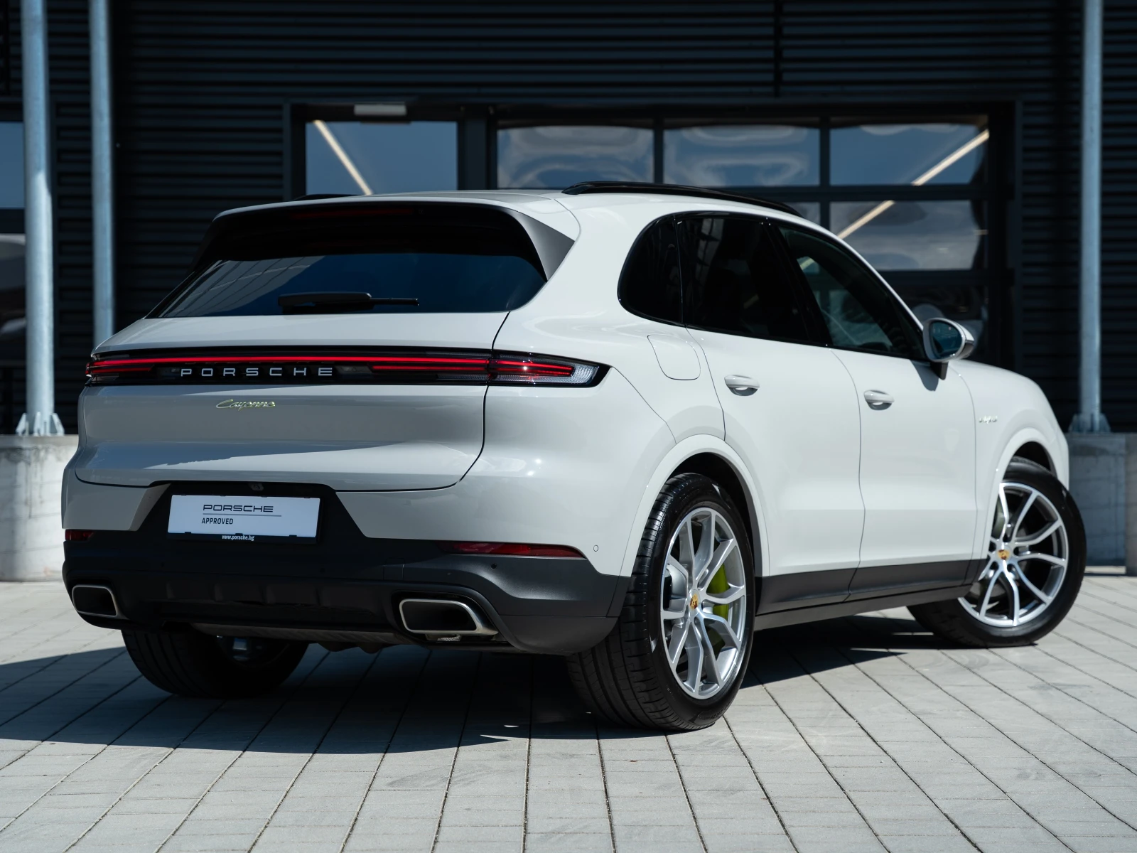 Porsche Cayenne E-Hybrid, снимка 4 - Автомобили и джипове - 53915847