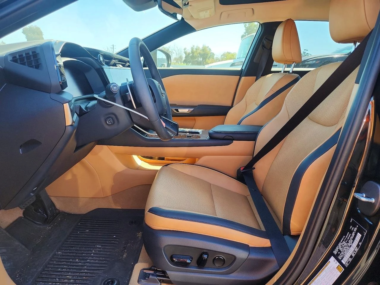 Lexus RZ 300e Premium FWD | Mobile.bg � ����������� 7