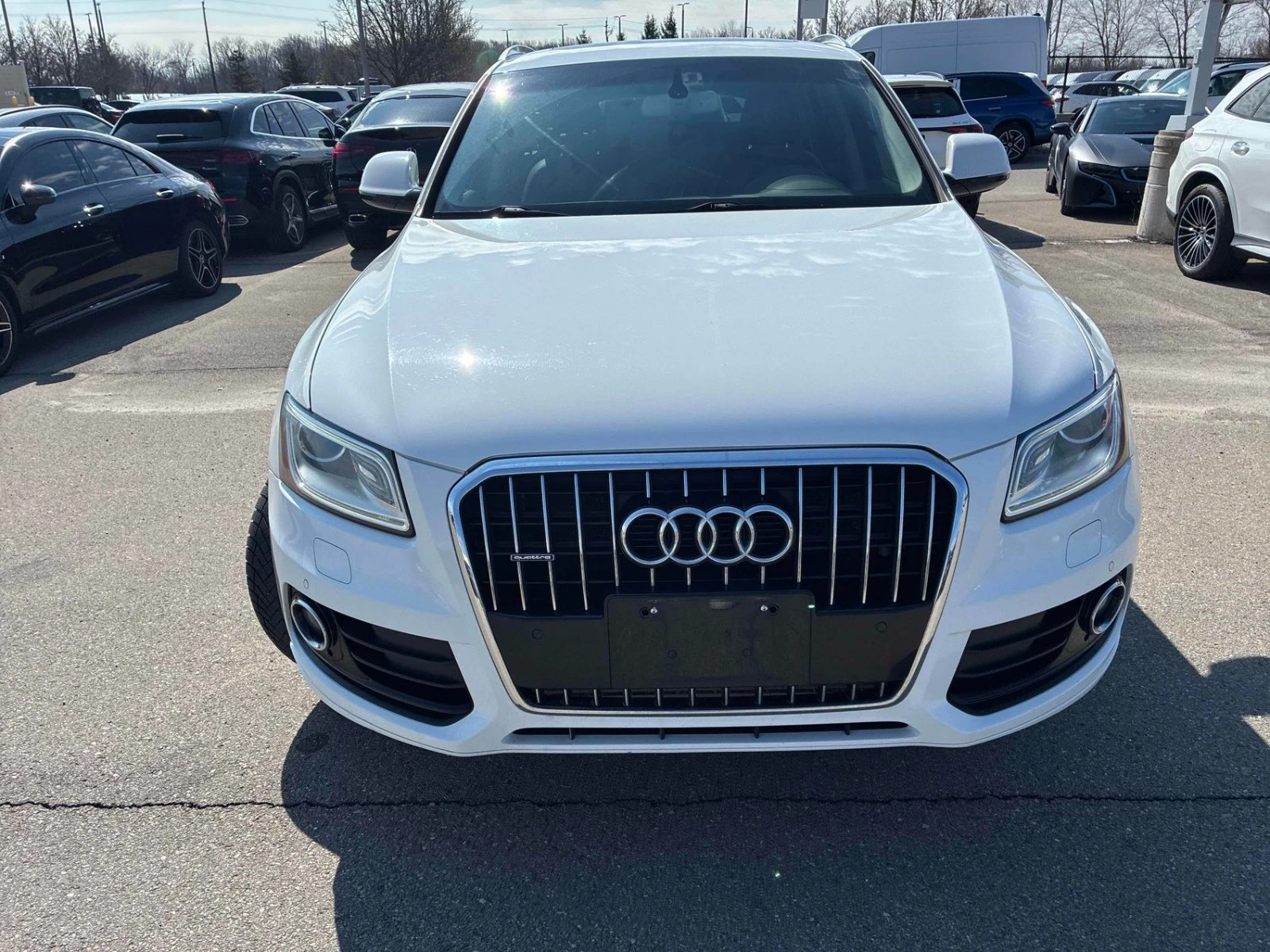 Audi Q5 2.0T* Progressiv* АвтоКредит* (ЦЕНА ДО БГ), снимка 2 - Автомобили и джипове - 54288866