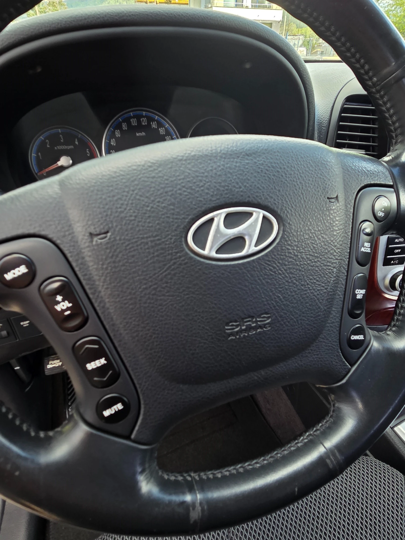 Hyundai Santa fe 2.2CRDi 4x4 XENON* CARPLAY* , снимка 11 - Автомобили и джипове - 54501357