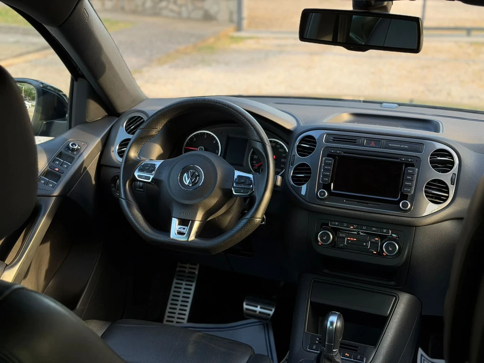 VW Tiguan 2.0TDI RLINE LED XENON 4MOTION | Mobile.bg � ����������� 7