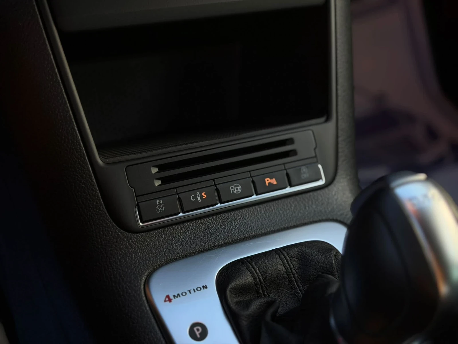 VW Tiguan 2.0TDI RLINE LED XENON 4MOTION | Mobile.bg � ����������� 10