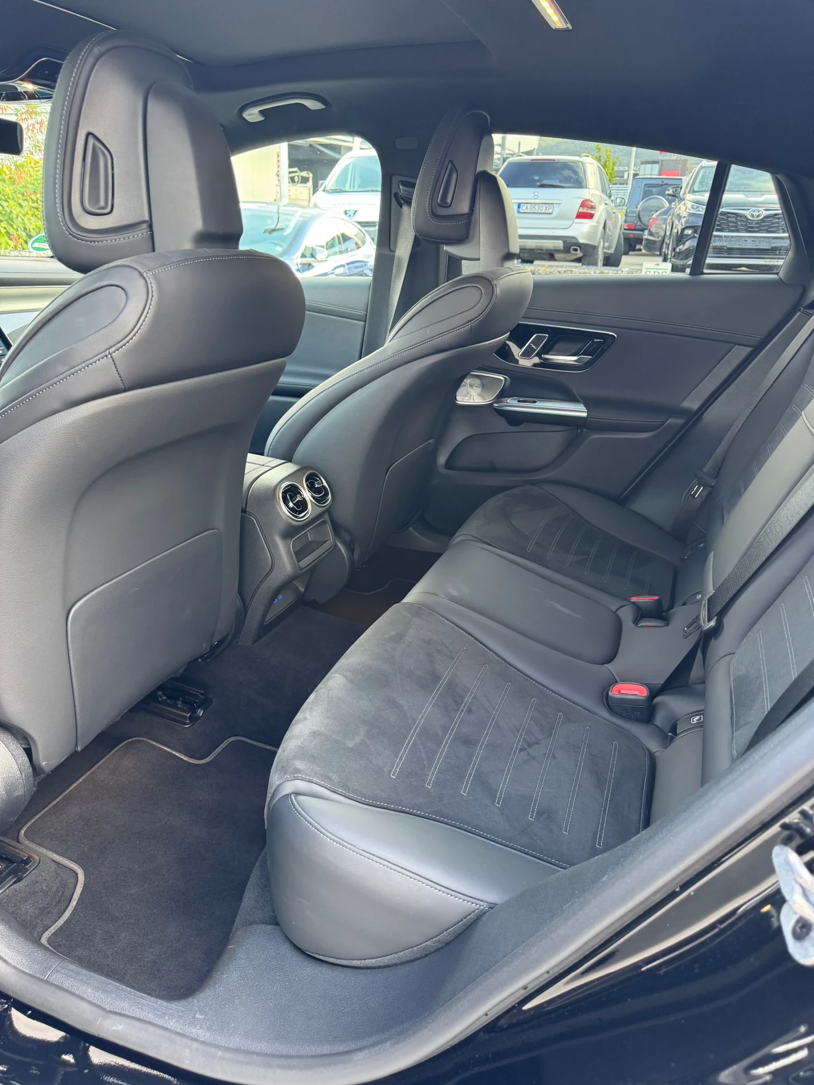 Mercedes-Benz GLC 300 D/4M/coupeAMG Night/360 Pano Burm, снимка 12 - Автомобили и джипове - 55949974