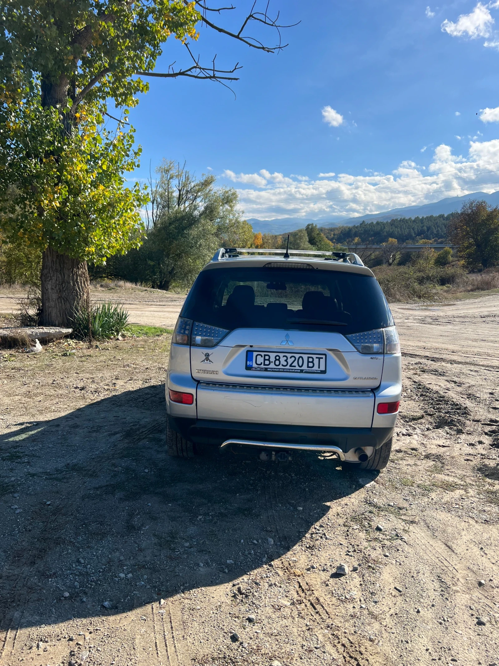Mitsubishi Outlander, снимка 3 - Автомобили и джипове - 56544268