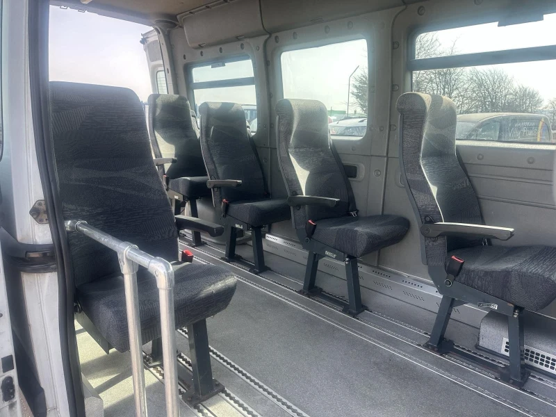 Renault Master, снимка 9 - Бусове и автобуси - 49127137