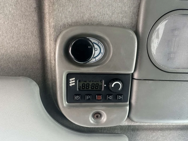 Renault Master, снимка 15 - Бусове и автобуси - 49127137