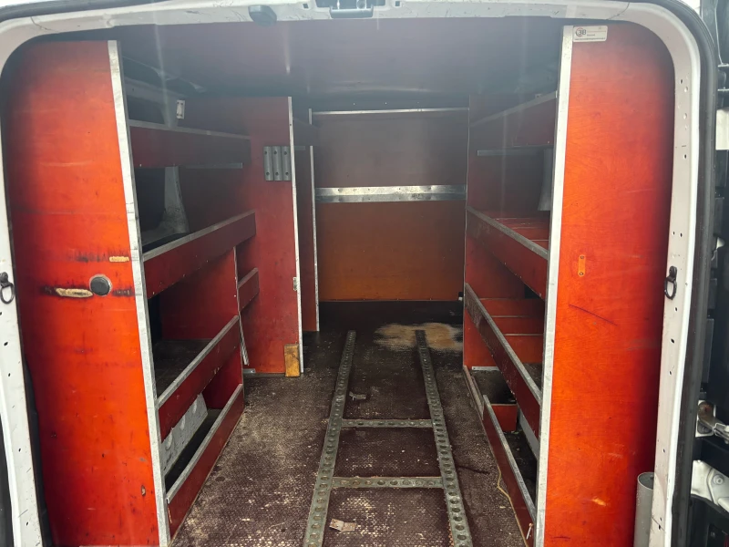 Renault Trafic 125кс, снимка 11 - Бусове и автобуси - 53035038