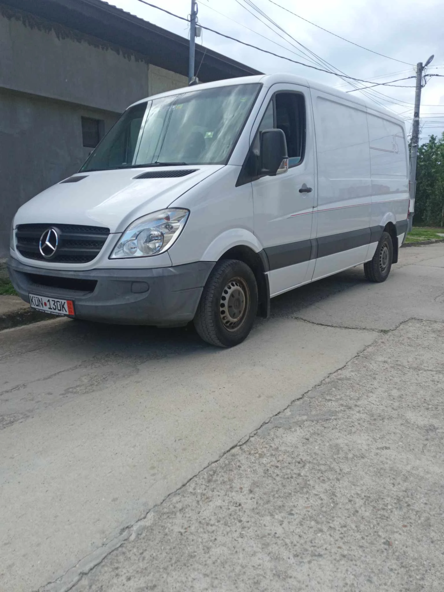 Mercedes-Benz Sprinter 216 2.2 - изображение 7