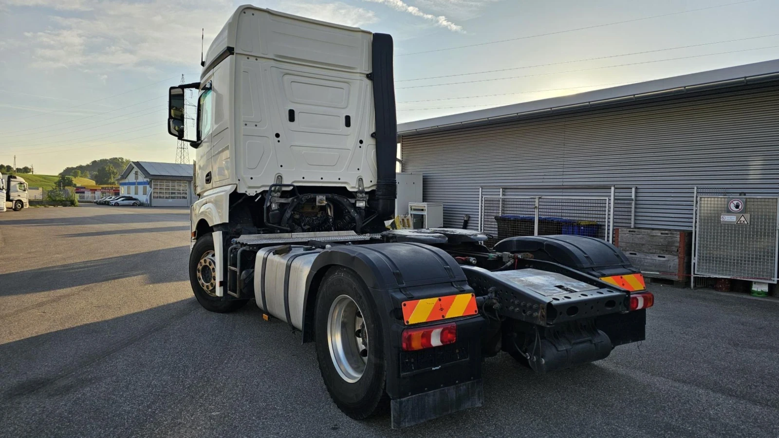 Mercedes-Benz Actros 18 45 EURO 6  - изображение 3