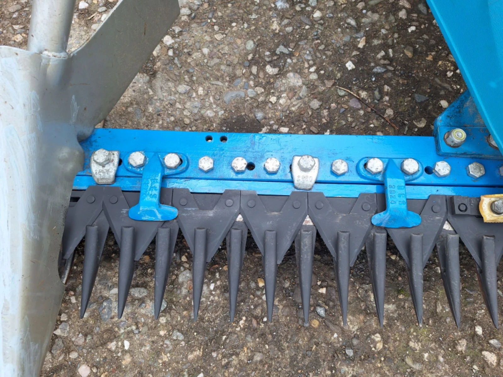  BCS   BCS 735 10..    | Mobile.bg   13