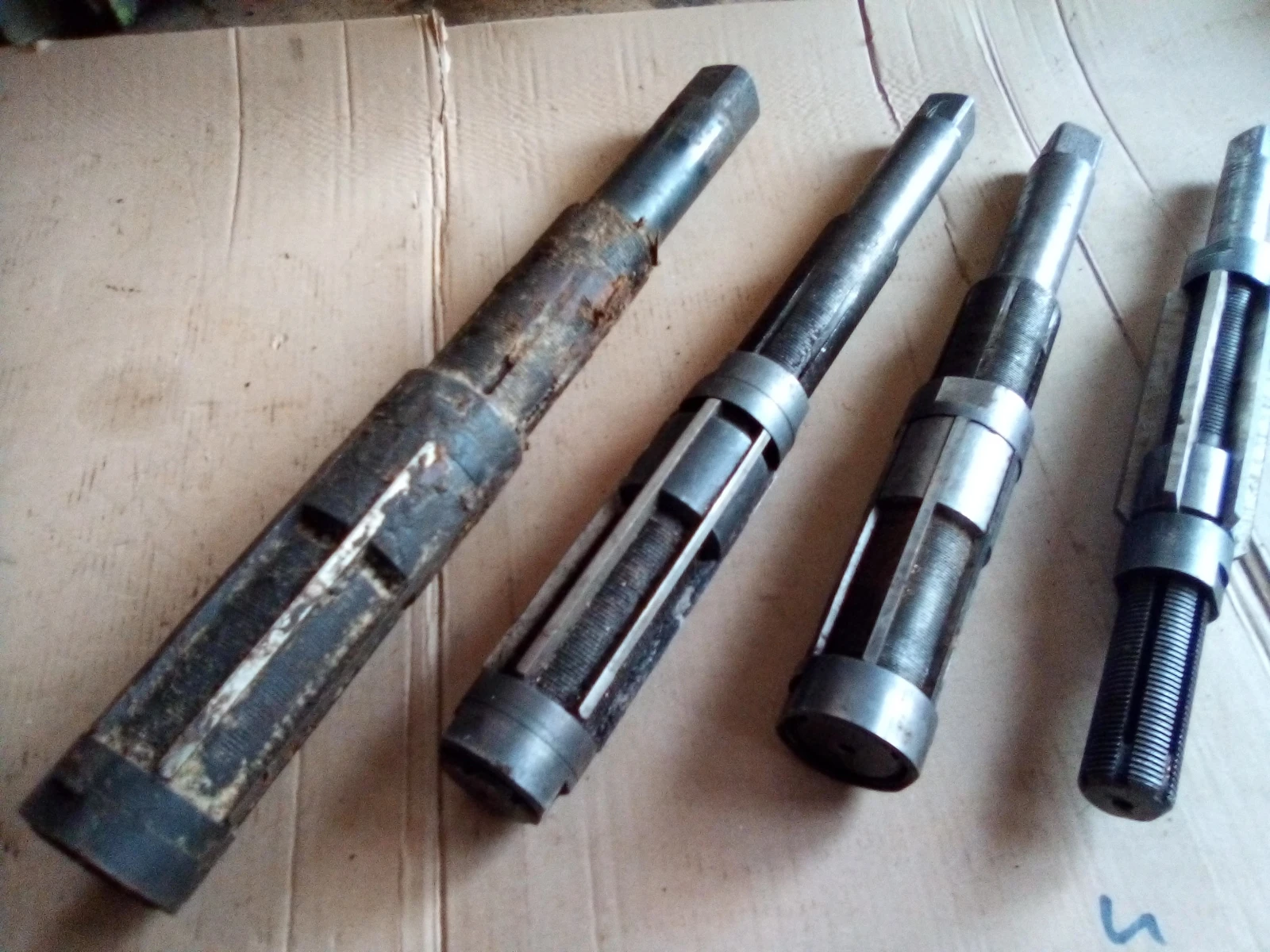 ������ ��������� | Mobile.bg � ����������� 4