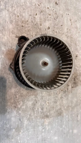 Вентилатор за парно за Kia Ceed 2007 - F00S33F012, снимка 2 - Части - 52973433