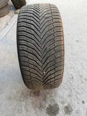 Гуми Всесезонни 245/45R18, снимка 1
