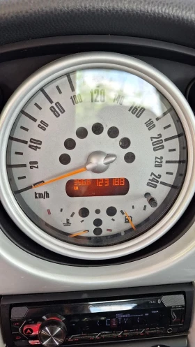 Mini Cooper One, снимка 5