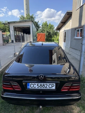 Mercedes-Benz E 320, снимка 6