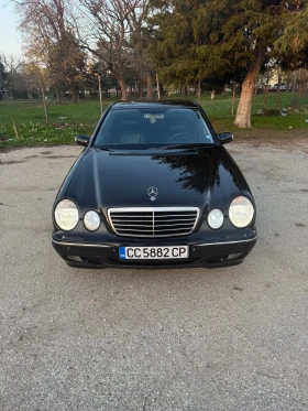 Mercedes-Benz E 320, снимка 1