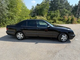 Mercedes-Benz E 320, снимка 2