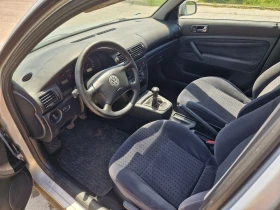 VW Passat 1 8i, 125кс, Климатик, ИТАЛИЯ-КАТО НОВ , снимка 9