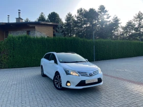 Toyota Avensis 2.0D-4D* Фейслифт* Кожа* Алкантара* Нави* Камера* , снимка 3