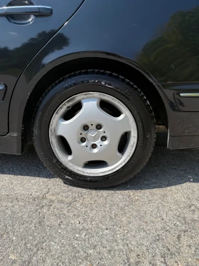 Mercedes-Benz E 320, снимка 5