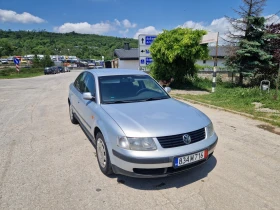VW Passat 1 8i, 125кс, Климатик, ИТАЛИЯ-КАТО НОВ  - 1399 € / 2736.21 лв. - 17996702 7