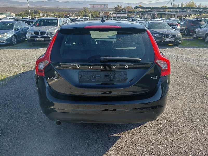 Volvo V60 1.6 HDI, снимка 6 - Автомобили и джипове - 47661256