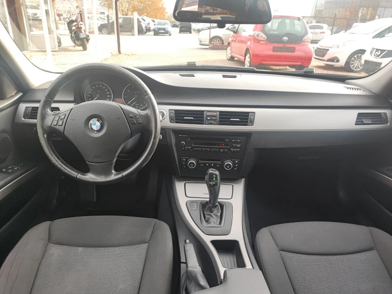 BMW 318 157х.км-Италия, снимка 12 - Автомобили и джипове - 48062305