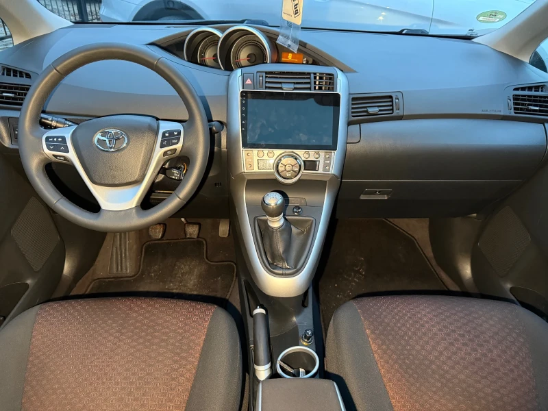 Toyota Verso 1.8VVTI EXECUTIVE PANO NAVI, снимка 11 - Автомобили и джипове - 48193764