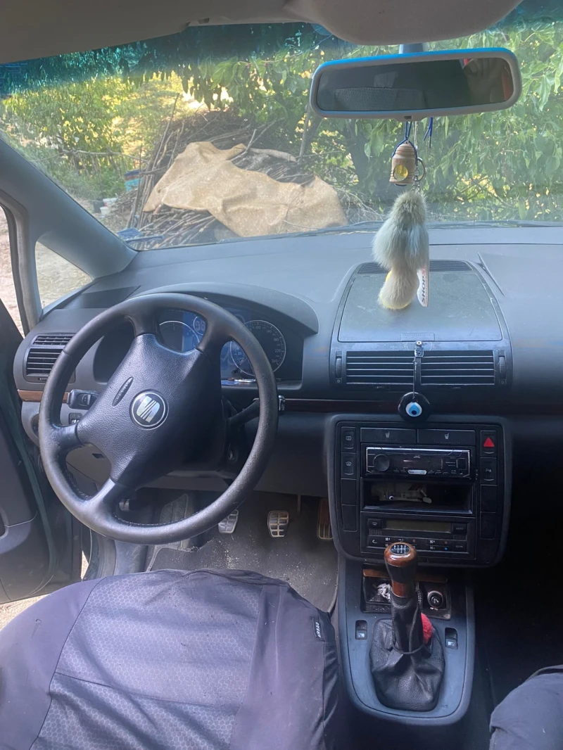 Seat Alhambra 1.9 TDI, снимка 6 - Автомобили и джипове - 52068282