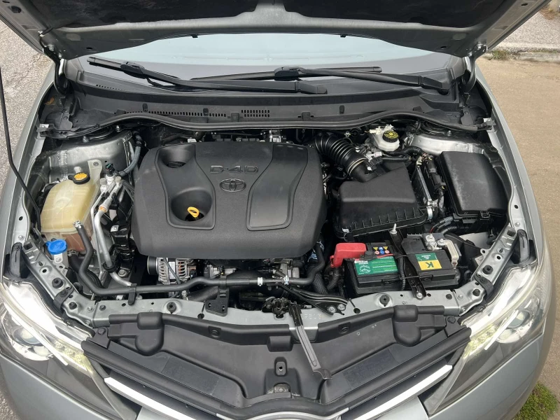 Toyota Auris Камера Франция, снимка 14 - Автомобили и джипове - 52385429