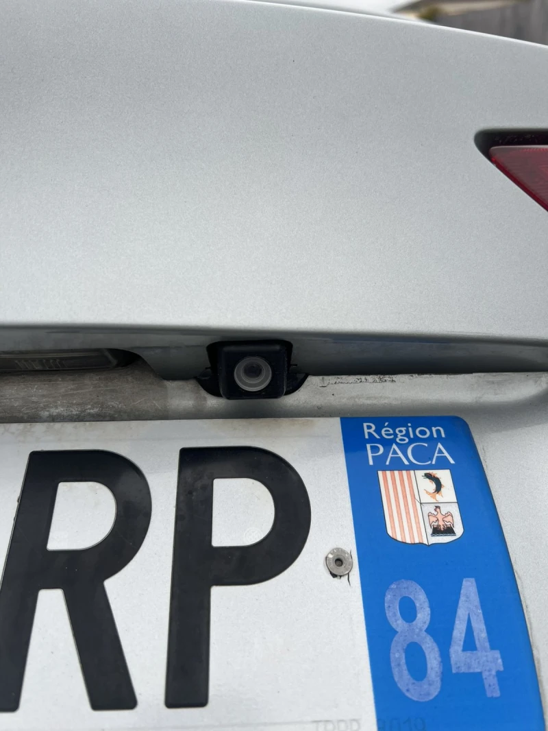 Toyota Auris Камера Франция, снимка 16 - Автомобили и джипове - 52385429