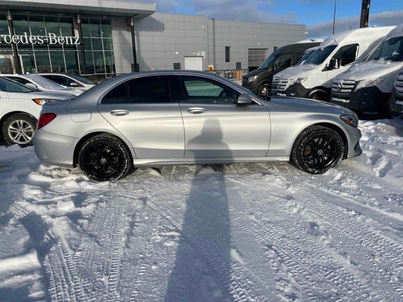 Mercedes-Benz C 400 * CARFAX * ЦЕНА ДО БГ, снимка 4 - Автомобили и джипове - 52786771