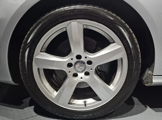 Mercedes-Benz CLS 350  - изображение 5